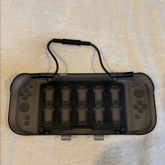 Sleek Black Handheld Gaming Console - Picture 4 of 8